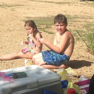 Meet your Posher, Suzanne